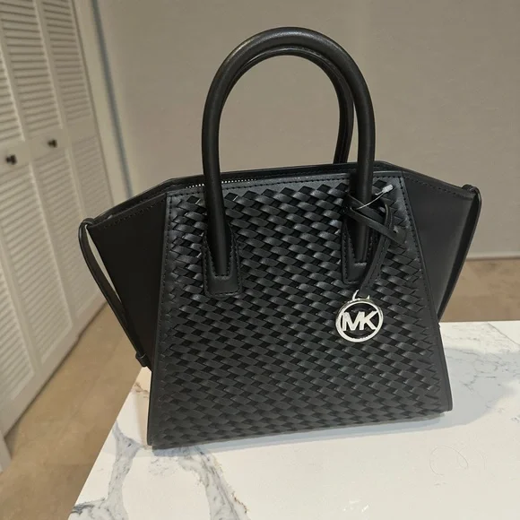MICHAEL Michael Kors Avril Woven Satchel - NWT - Picture 4 of 9